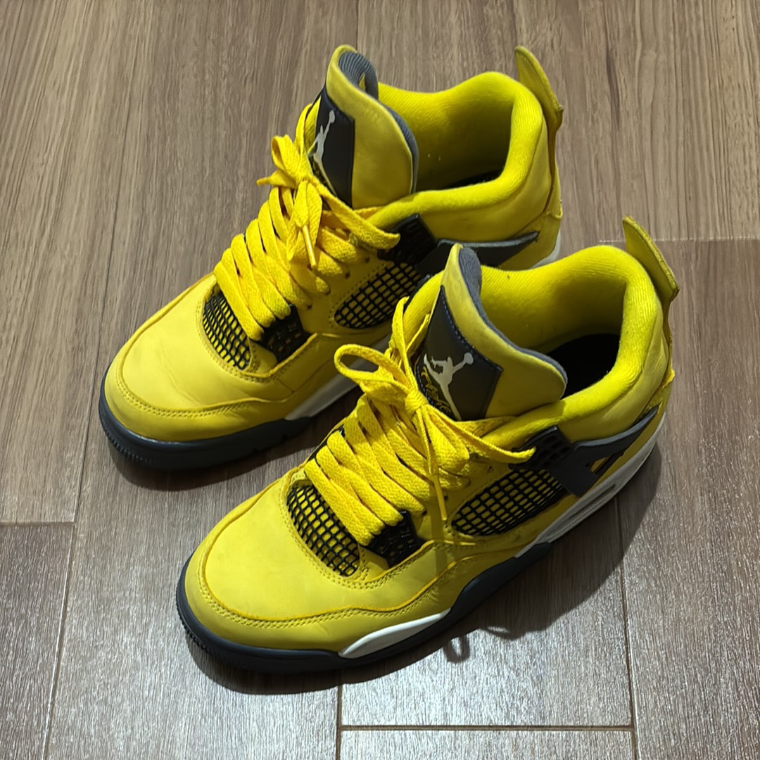 Nike Air Jordan 4 "Tour Yellow"