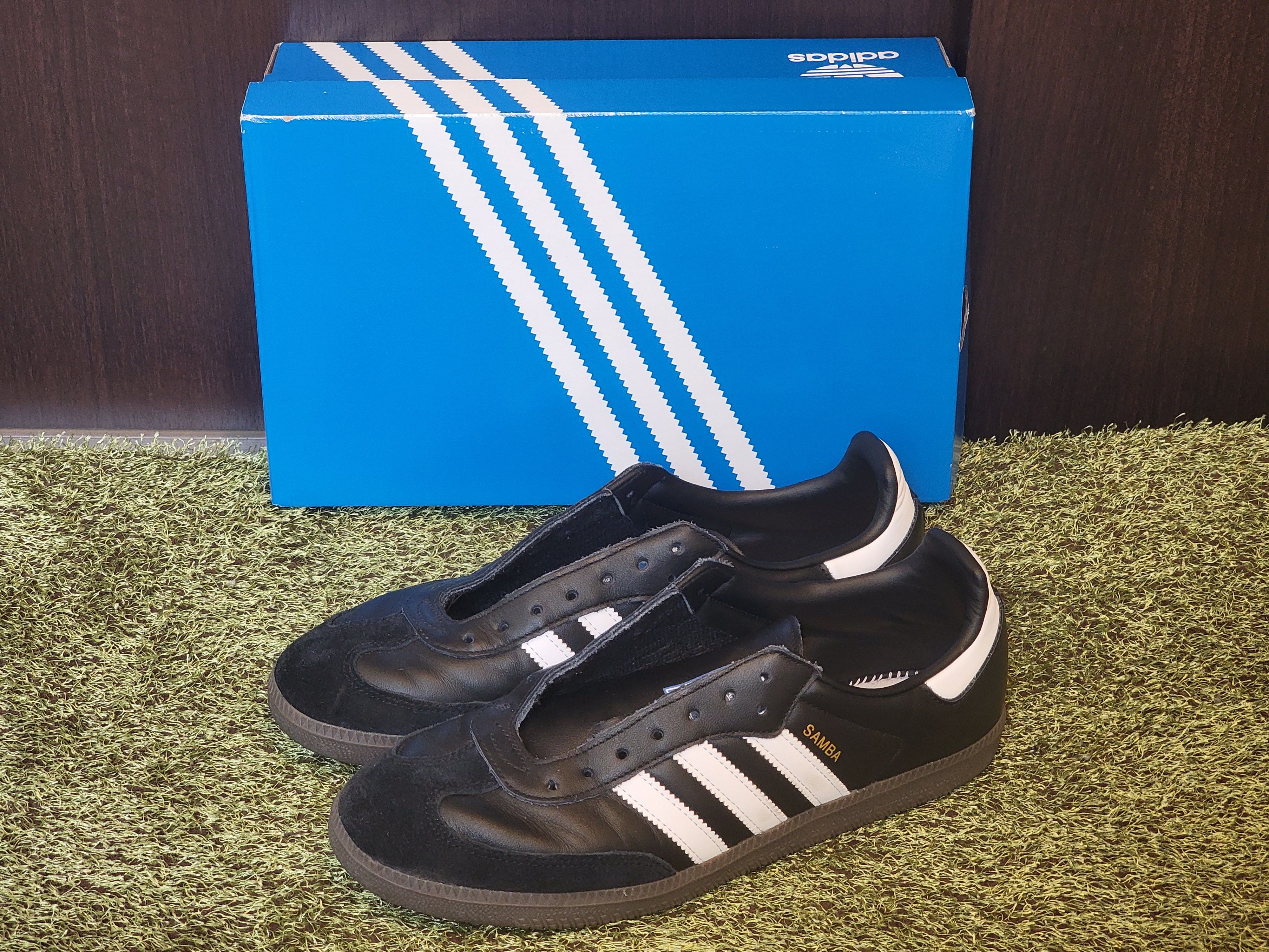 adidas Samba OG "Core Black/Cloud White/Gum"