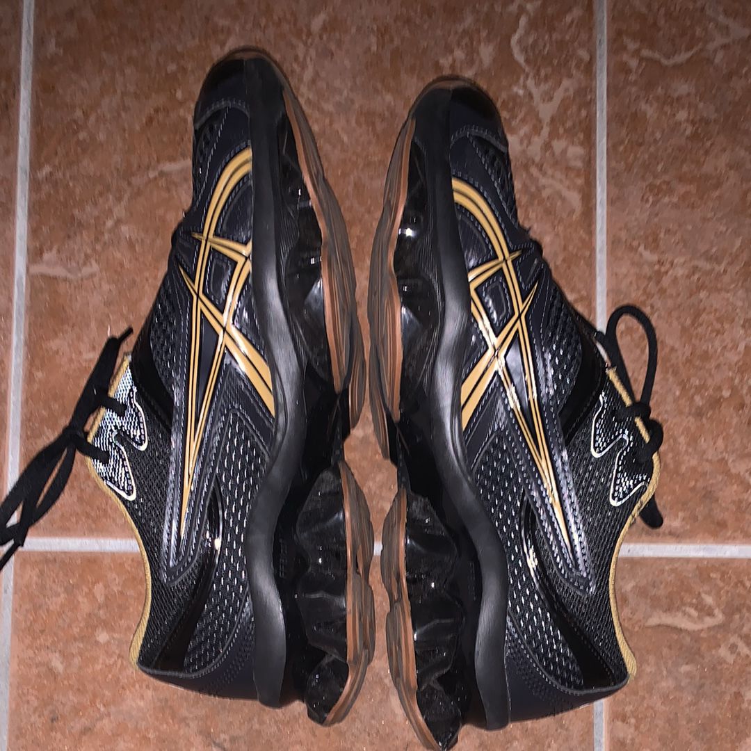 Kiko Kostadinov × Asics Gel-Quantum Zientzia "Black/Brown"