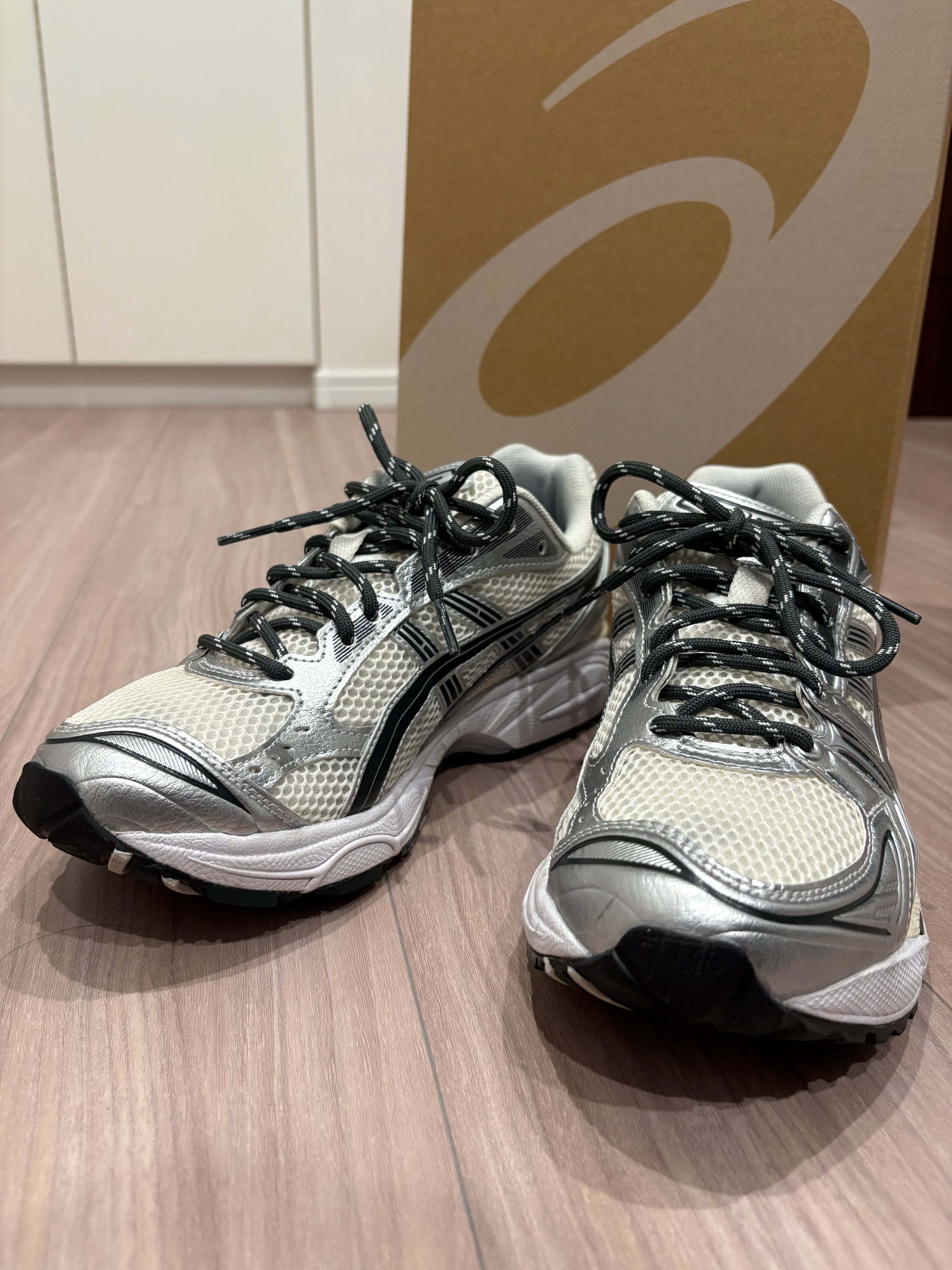 KITH × Asics Vintage Tech Gel-Kayano 14 "Cream/Scarab" (1203A566-100)