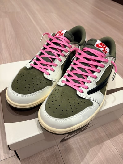 Travis Scott × Nike Air Jordan 1 Low OG SP "Reverse Olive"