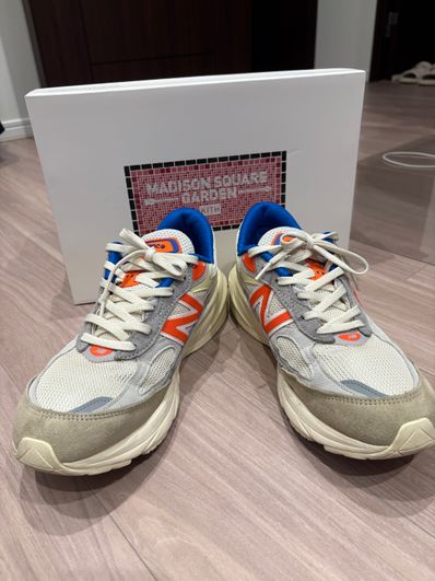 KITH × New Balance 990V6 Madison Square Garden "Sanddrift"