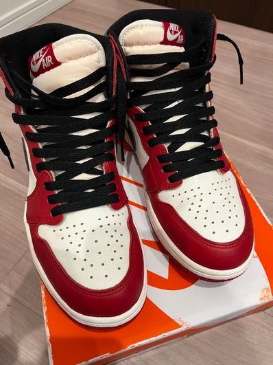 Nike Air Jordan 1 High OG "Lost & Found/Chicago"