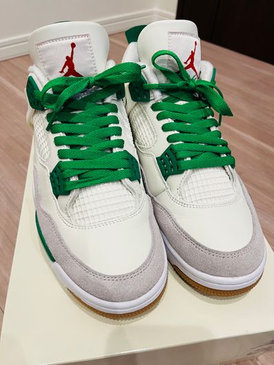 Nike SB × Air Jordan 4 Retro SP "Pine Green"