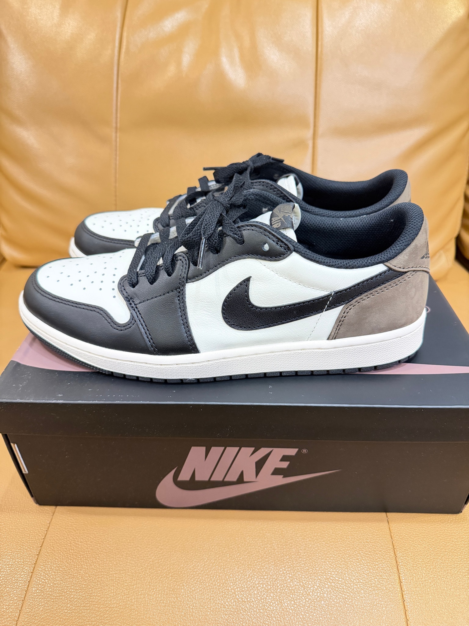 Nike Air Jordan 1 Retro Low OG "Mocha"