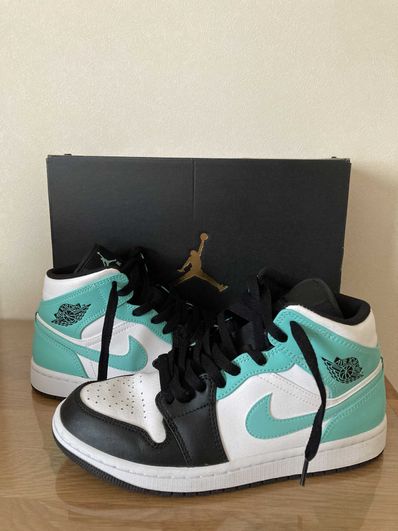 Nike Air Jordan 1 Mid "Tropical Twist"