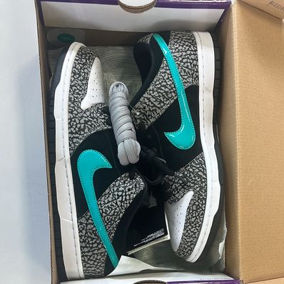 Nike SB Dunk Low "Elephant/Safari"