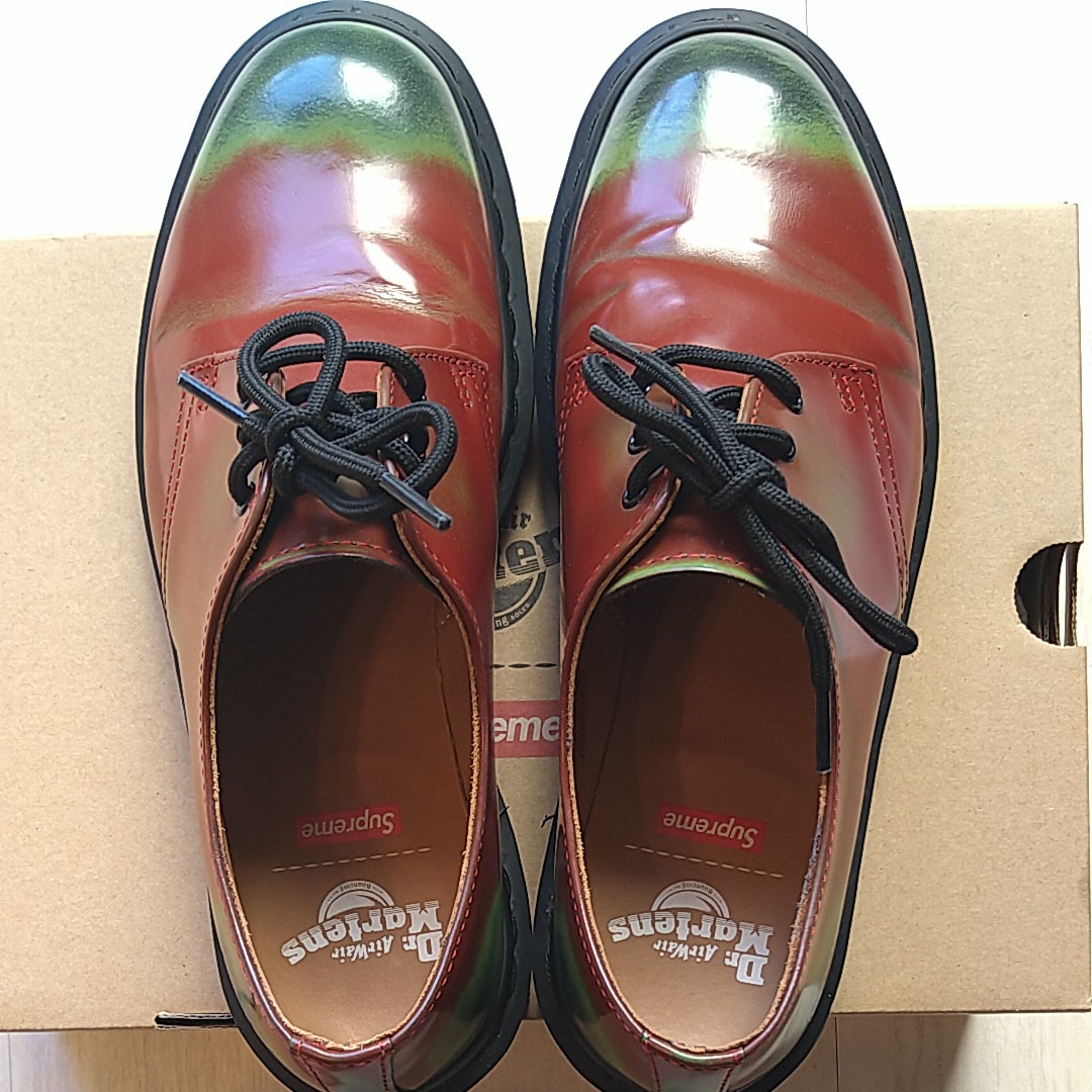 シュプリーム × ドクターマーチン 1461 3アイ シューズ "レッド"