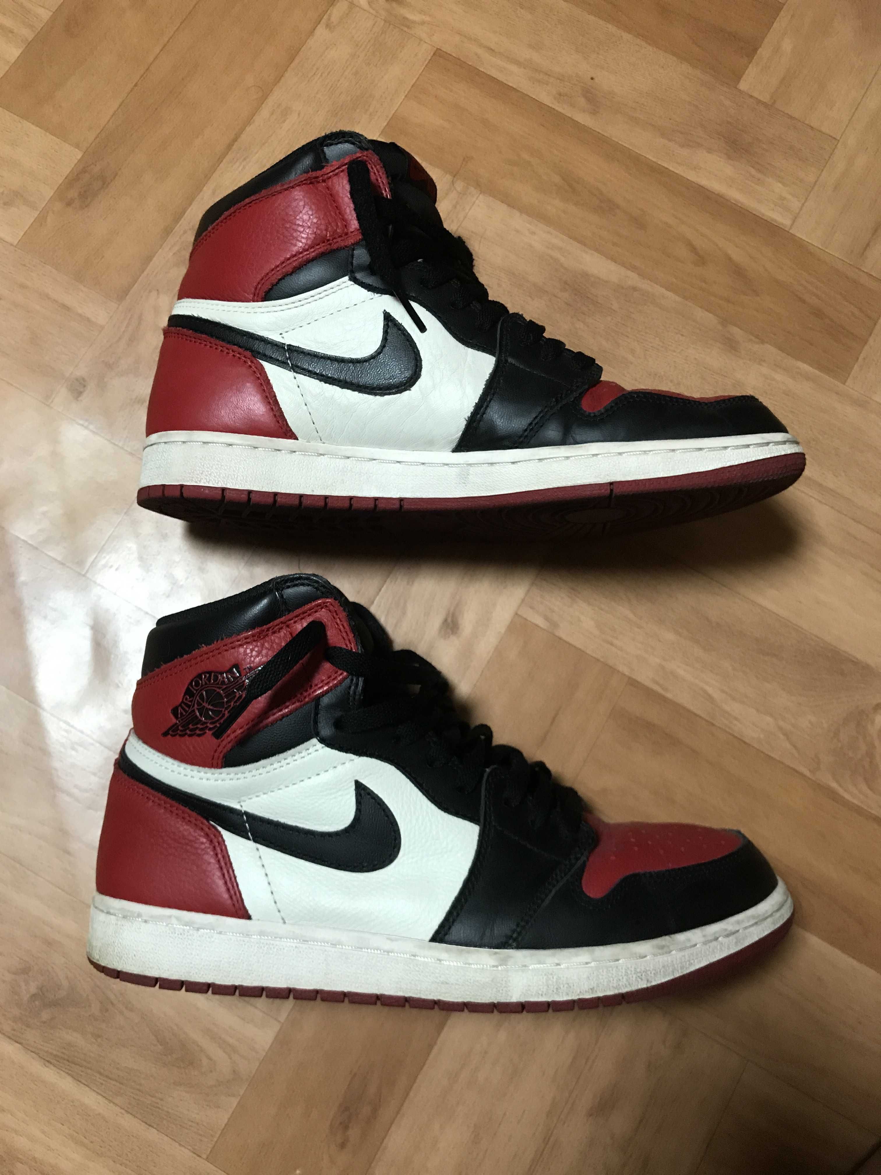 Nike Air Jordan 1 Retro High OG "Bred Toe"