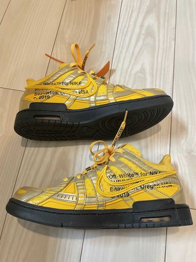 Off-White × Nike Air Rubber Dunk "University Gold"