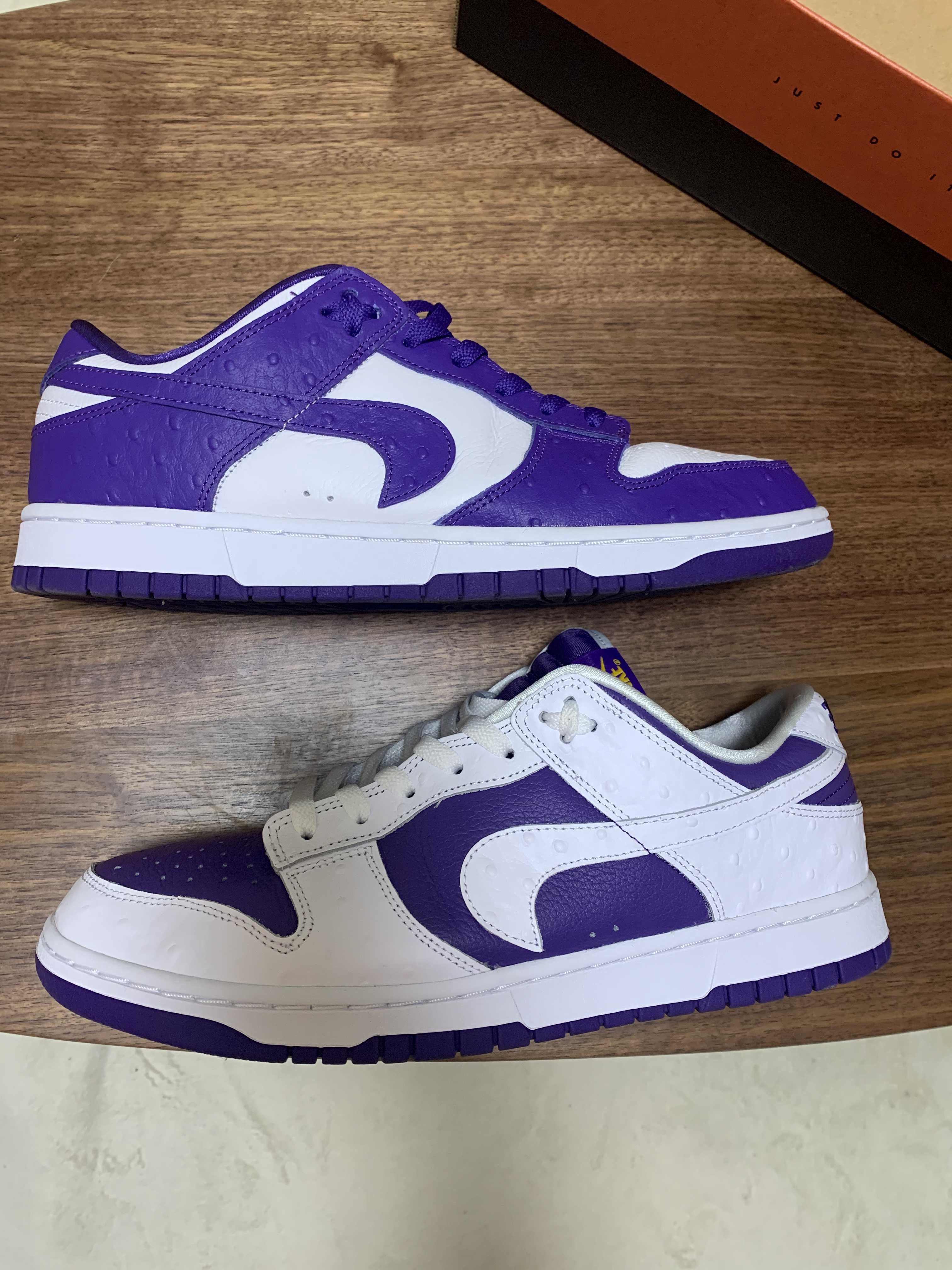 Nike Women's Dunk Low "Made You Look"