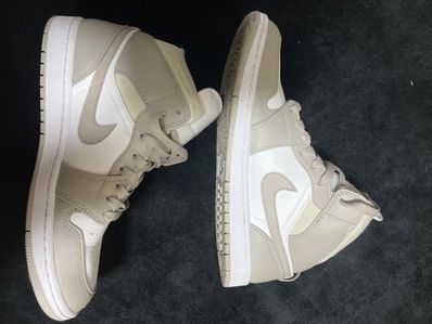Nike Air Jordan 1 Mid "Linen"