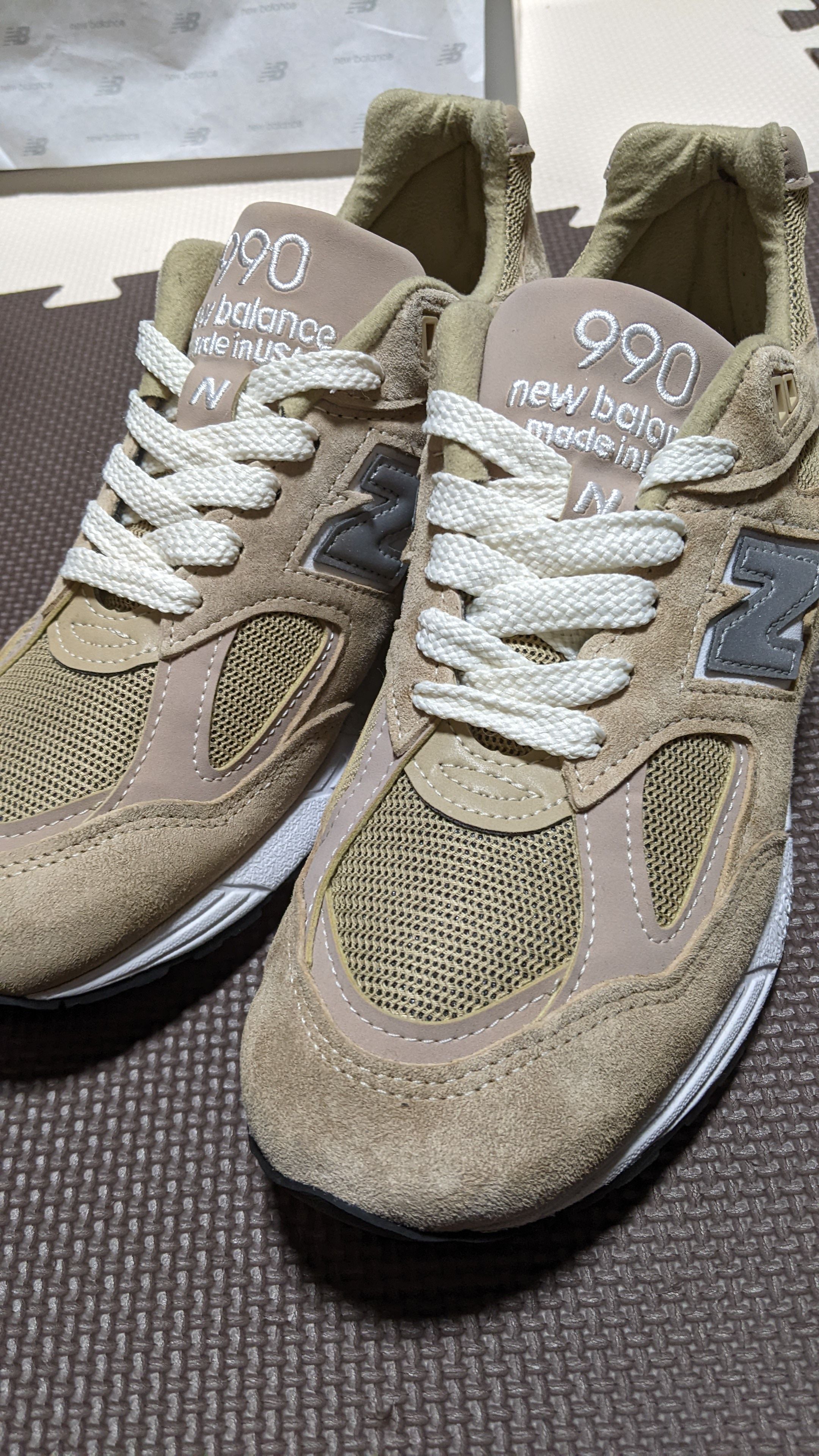 KITH × New Balance 990V2 "Tan"