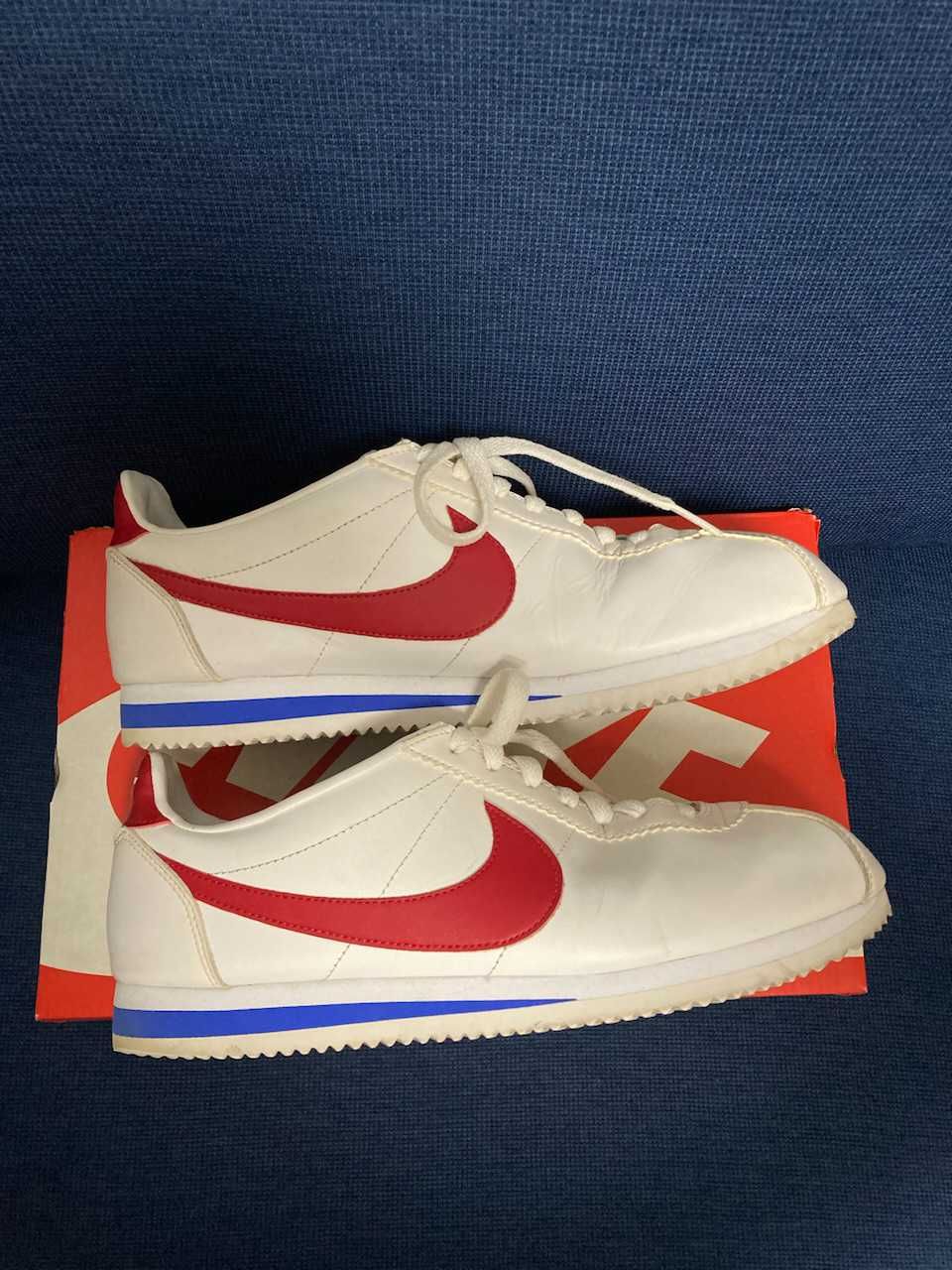 Nike Women's Classic Cortez "White/Varsity Red"