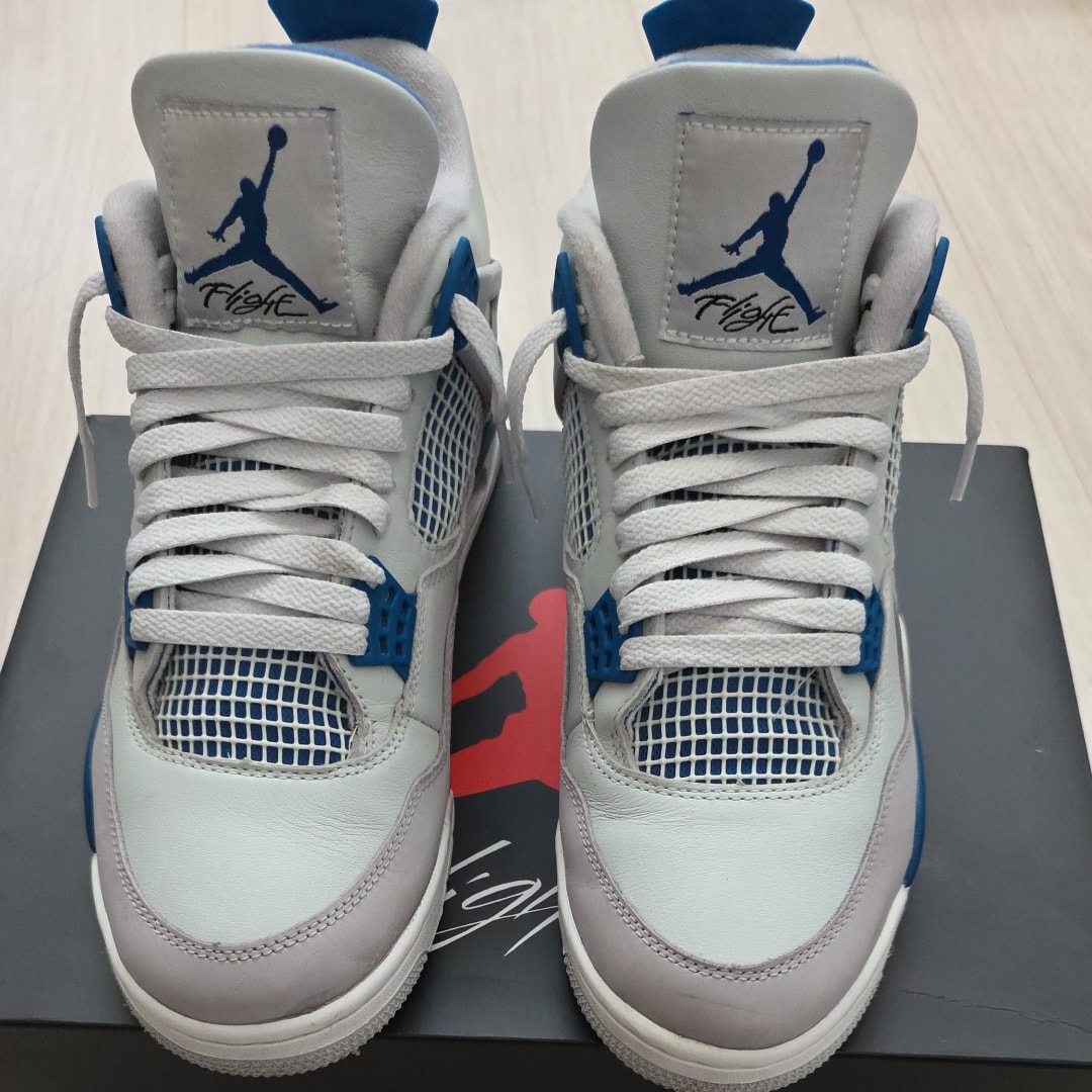 Nike Air Jordan 4 Retro "Industrial Blue"
