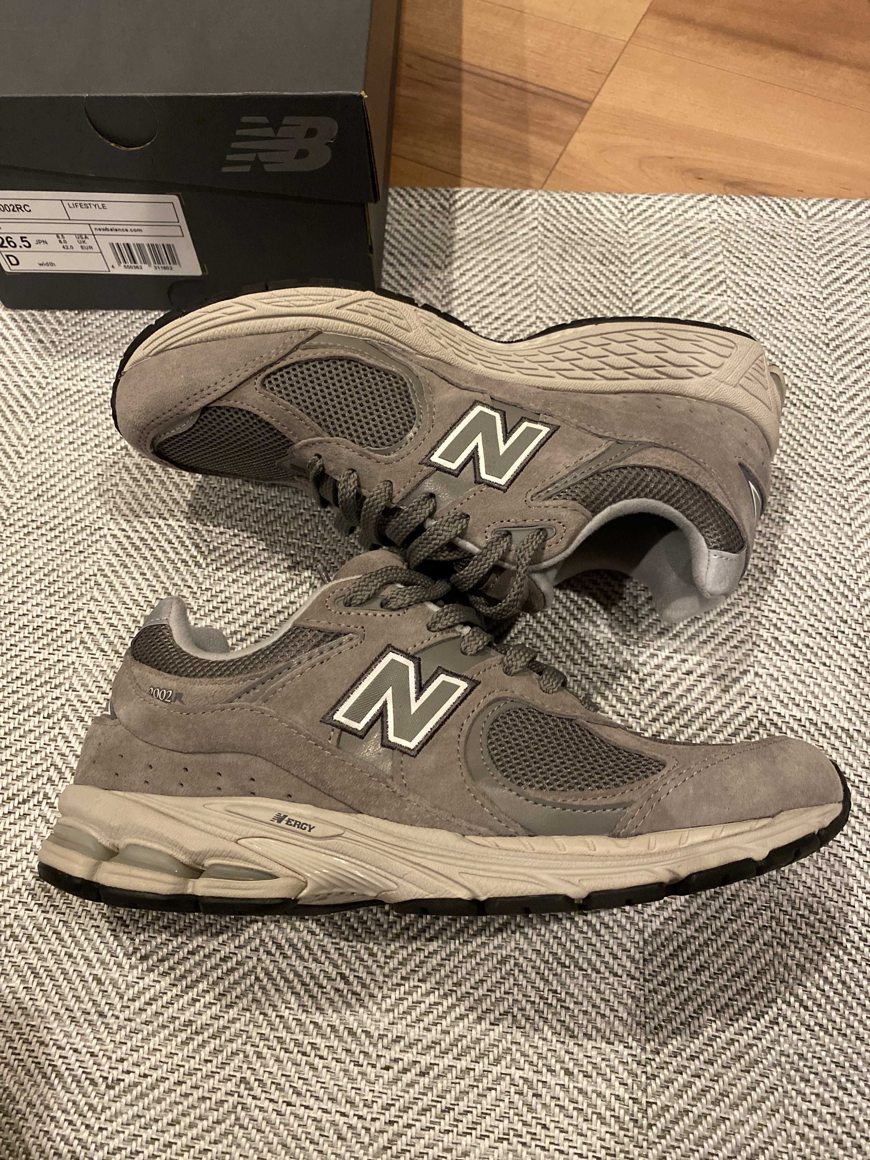 New Balance 2002R "Marblehead/Light Aluminum"