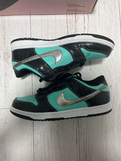 Nike SB Dunk Low Diamond Suppil Co. "Tiffany"