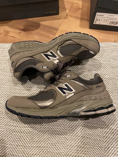 New Balance 2002R "Gray"