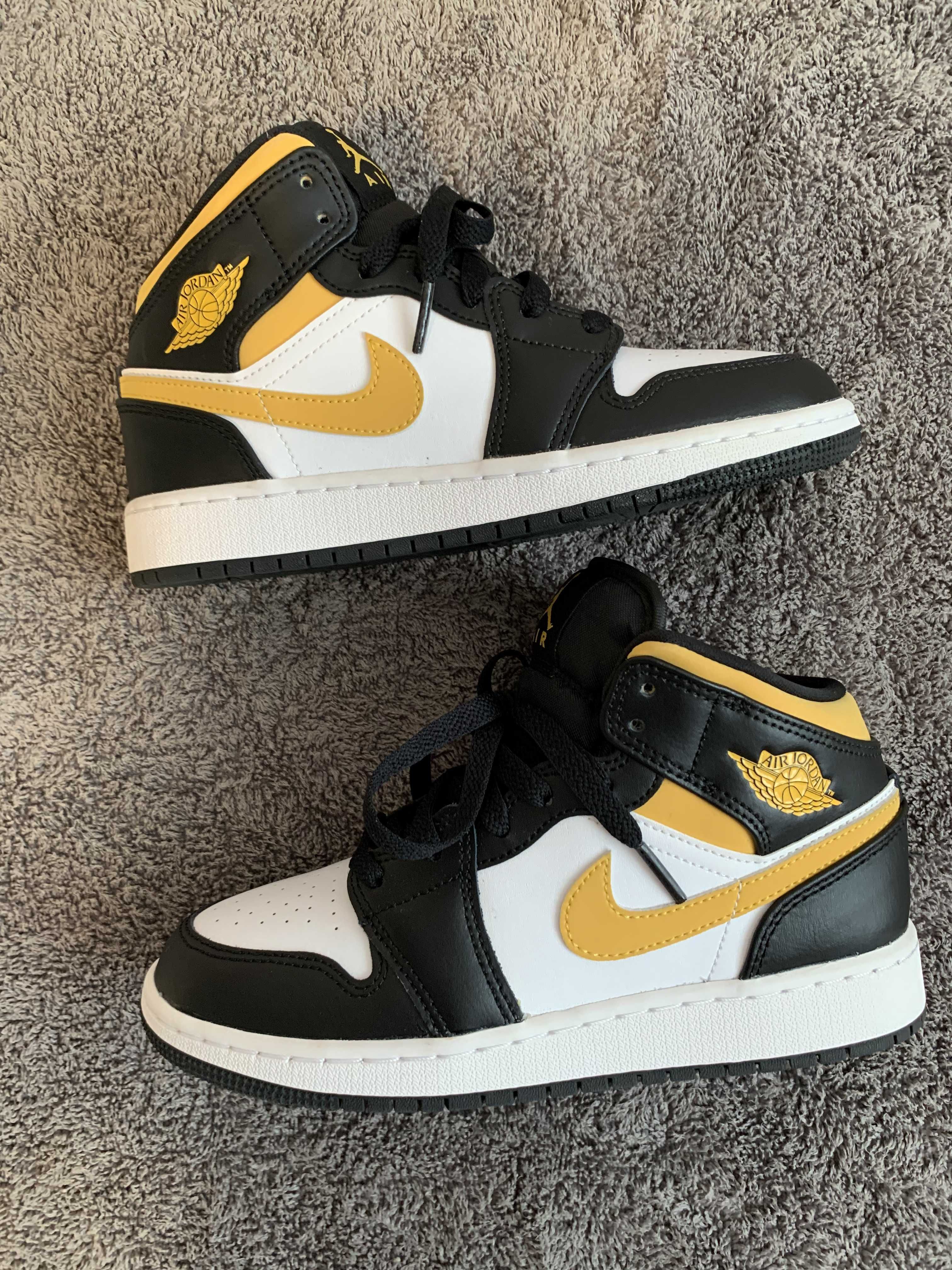 NIKE GS AIR JORDAN 1 MID "UNIVERSITY GOLD"