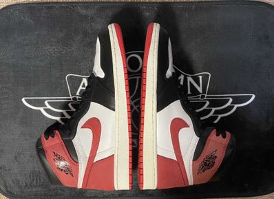 NIKE AIR JORDAN 1 RETRO HIGH "TRACK RED"