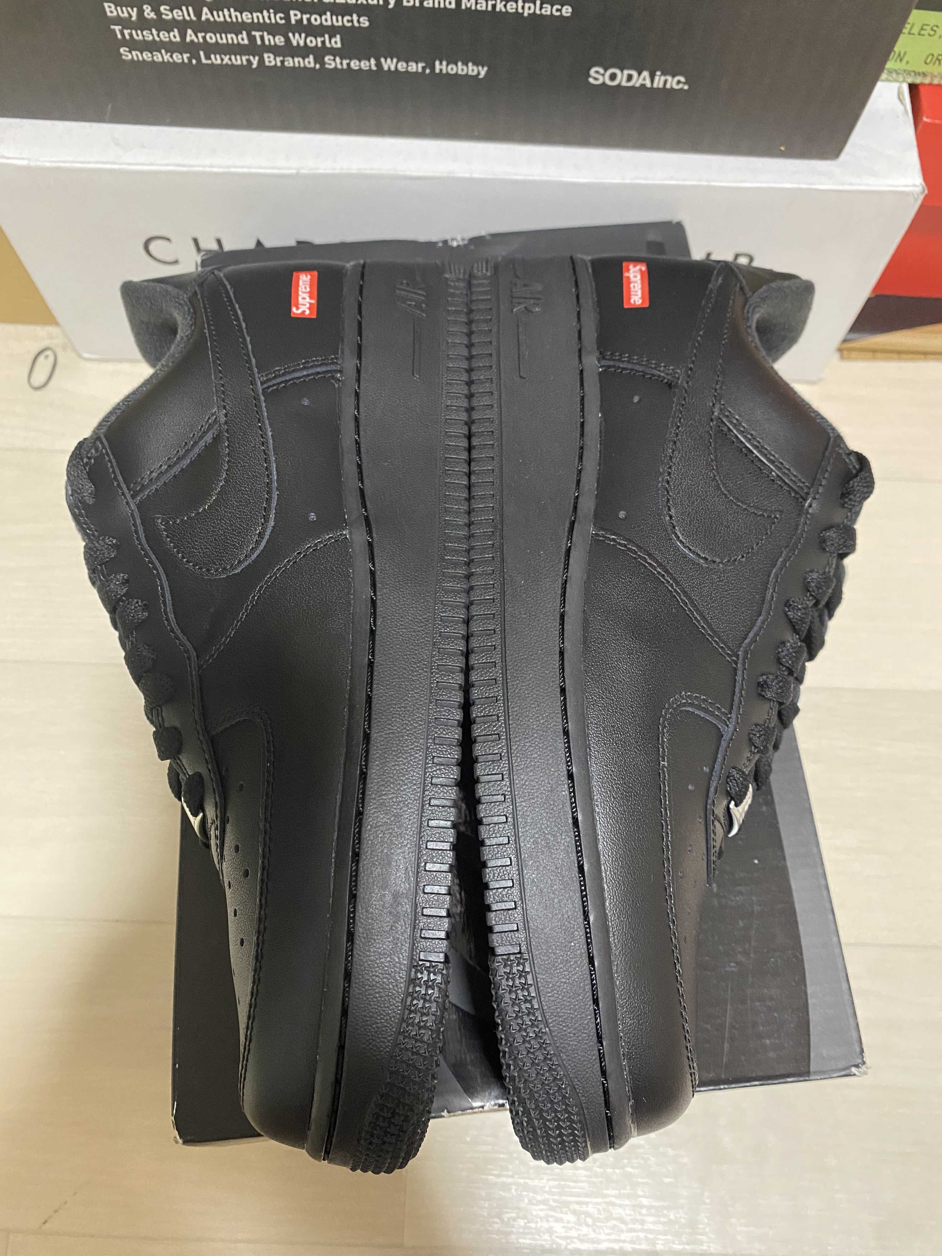 Supreme × Nike Air Force 1 Low "Black"