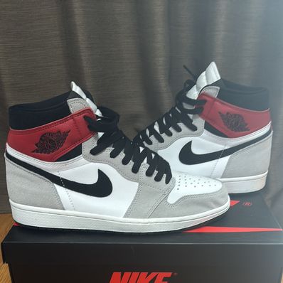 Nike Air Jordan 1 High OG "White/Black/Light Smoke Grey"