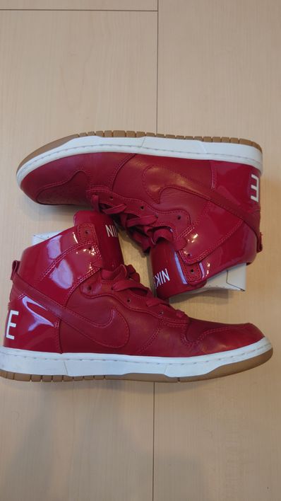 Nike Dunk High LUX SP "Gym Red"