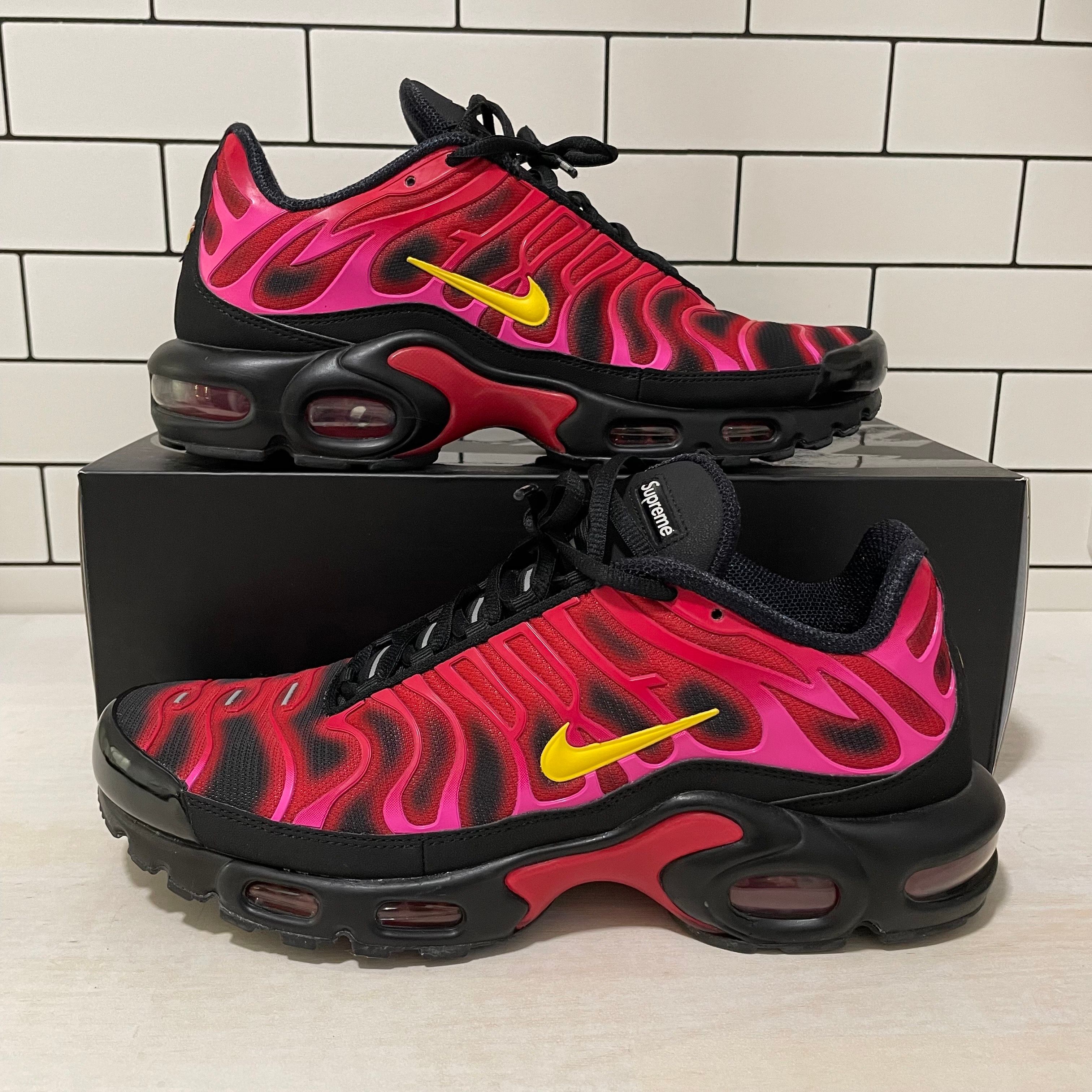 Supreme × Nike Air Max Plus "Hyper Grape"