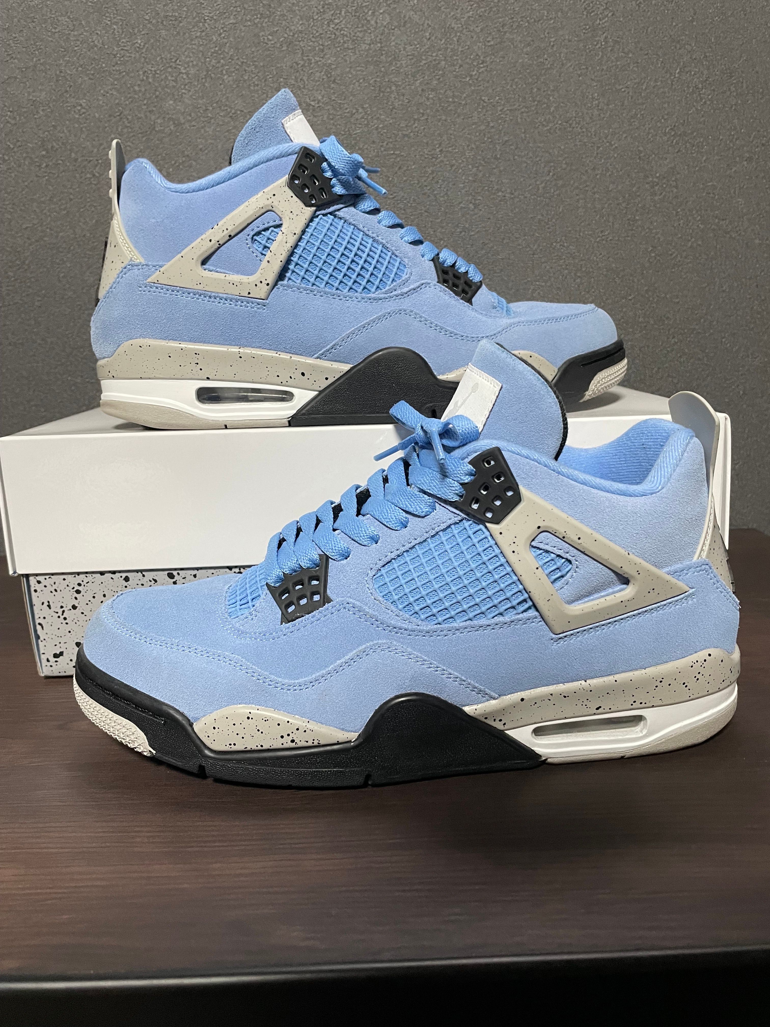 Nike Air Jordan 4 "University Blue"
