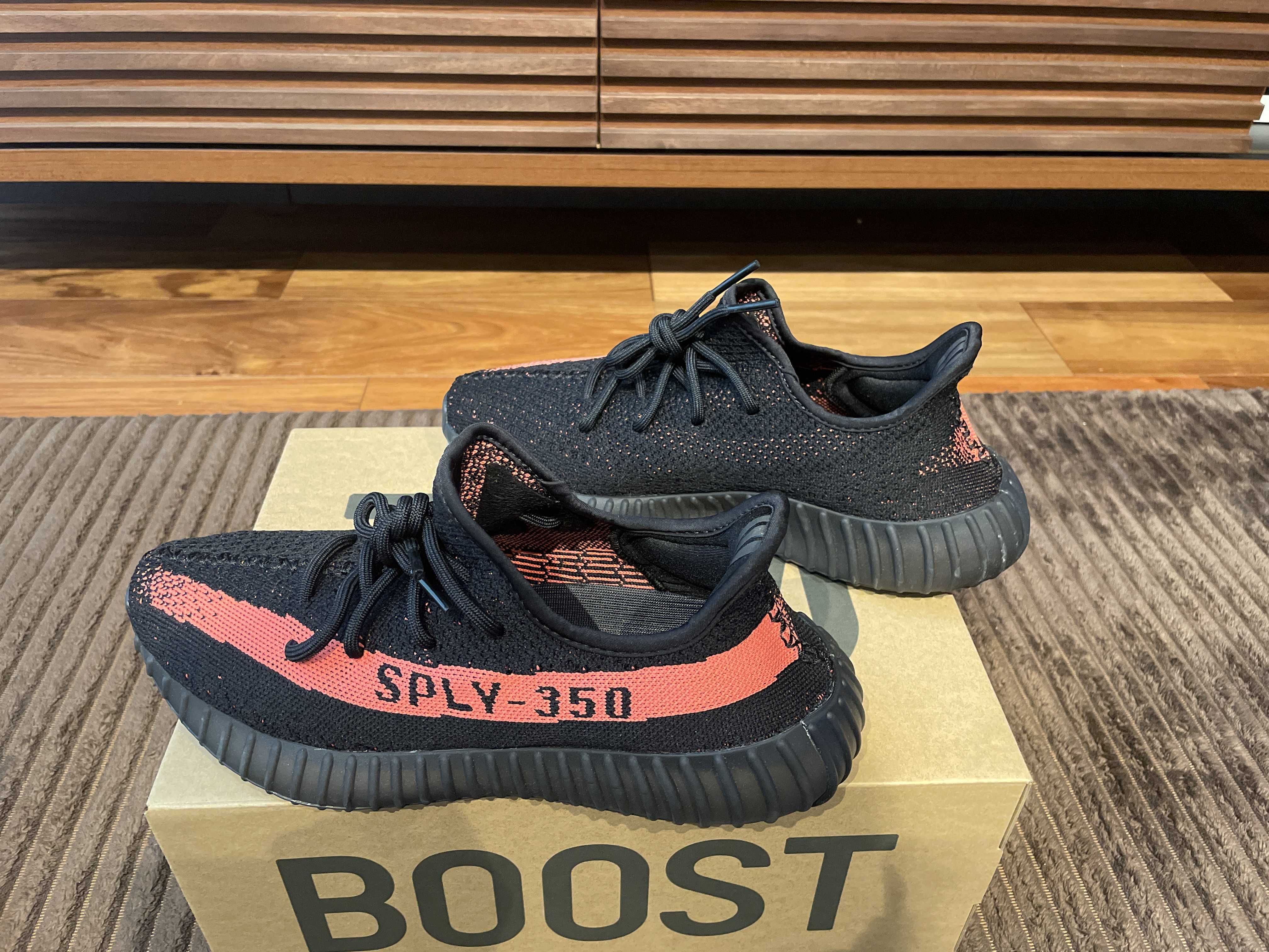adidas YEEZY Boost 350 V2 "Core Black/Red"