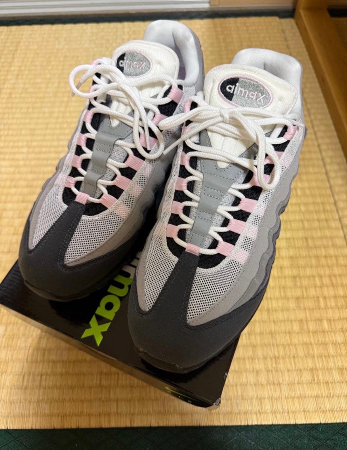 Nike Women's Air Max 95 OG Big Bubble "Medium Grey/Pink Foam"