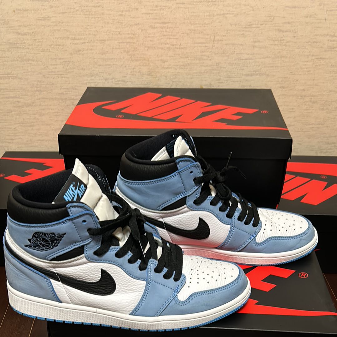 Nike Air Jordan 1 High OG "University Blue"