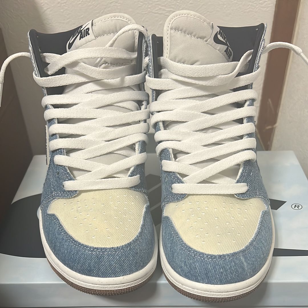 Nike Air Jordan 1 Retro High OG "Denim"