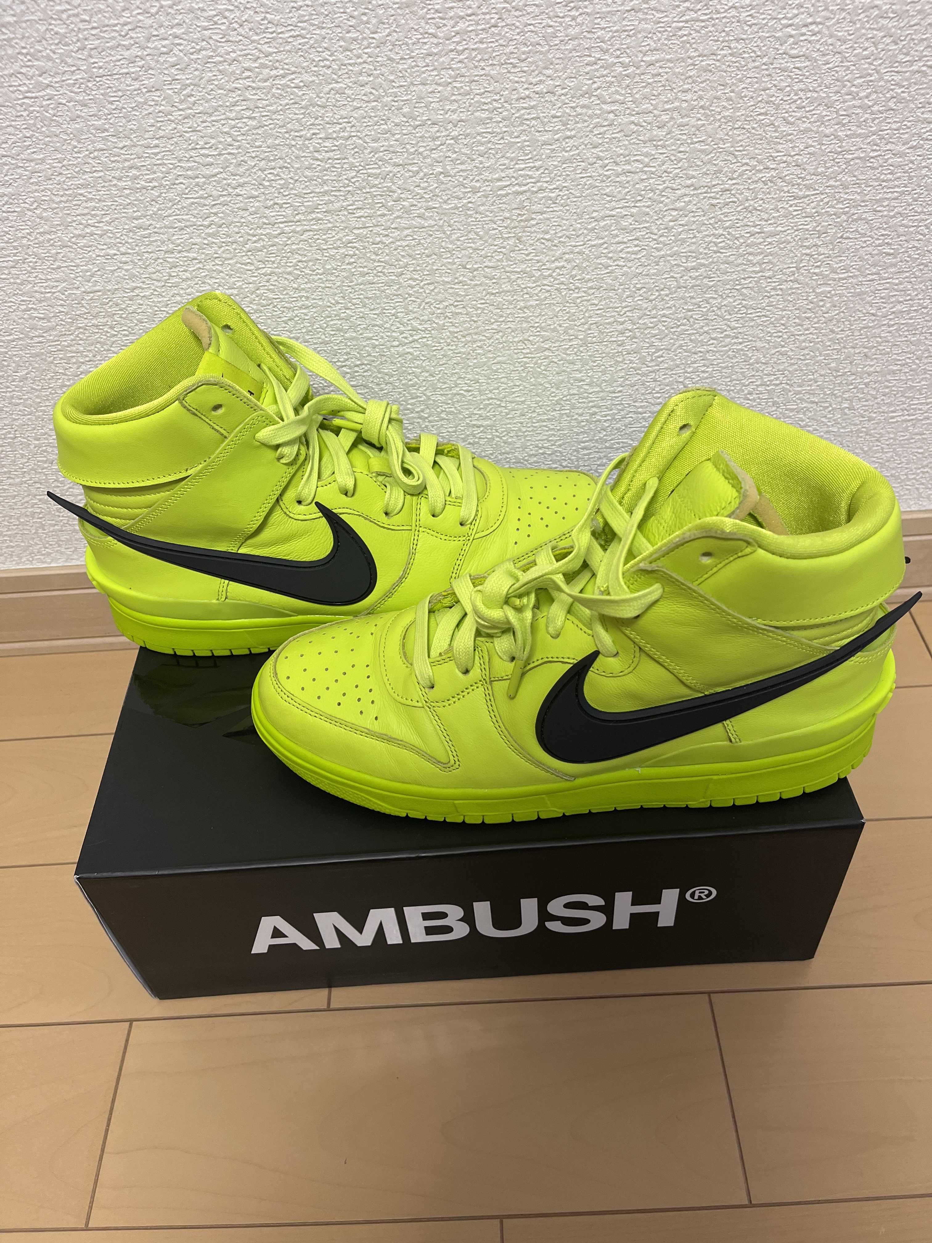 AMBUSH × NIKE DUNK HIGH "FLASH LIME"