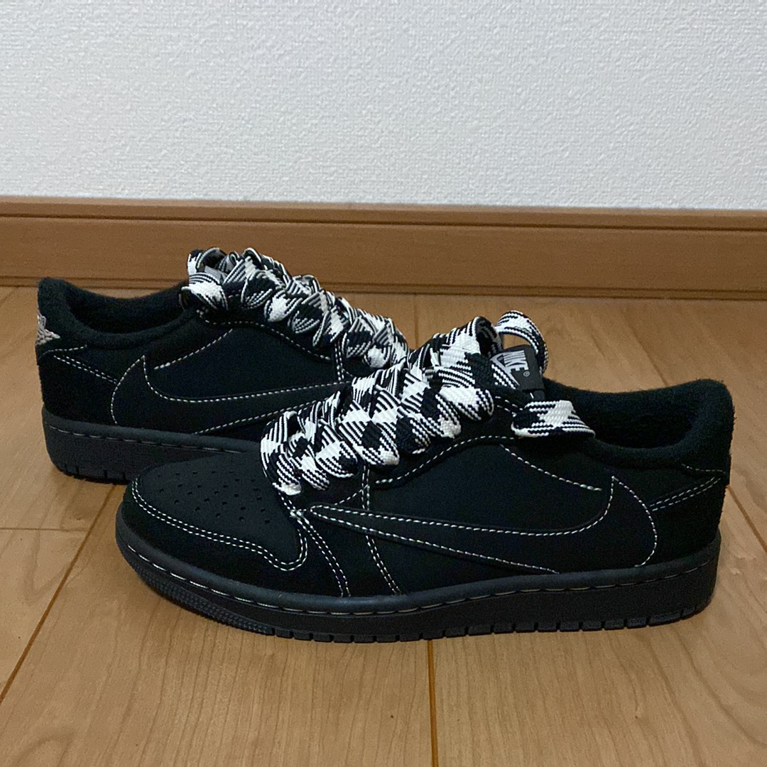Travis Scott × Nike Air Jordan 1 Low OG SP "Black Phantom"