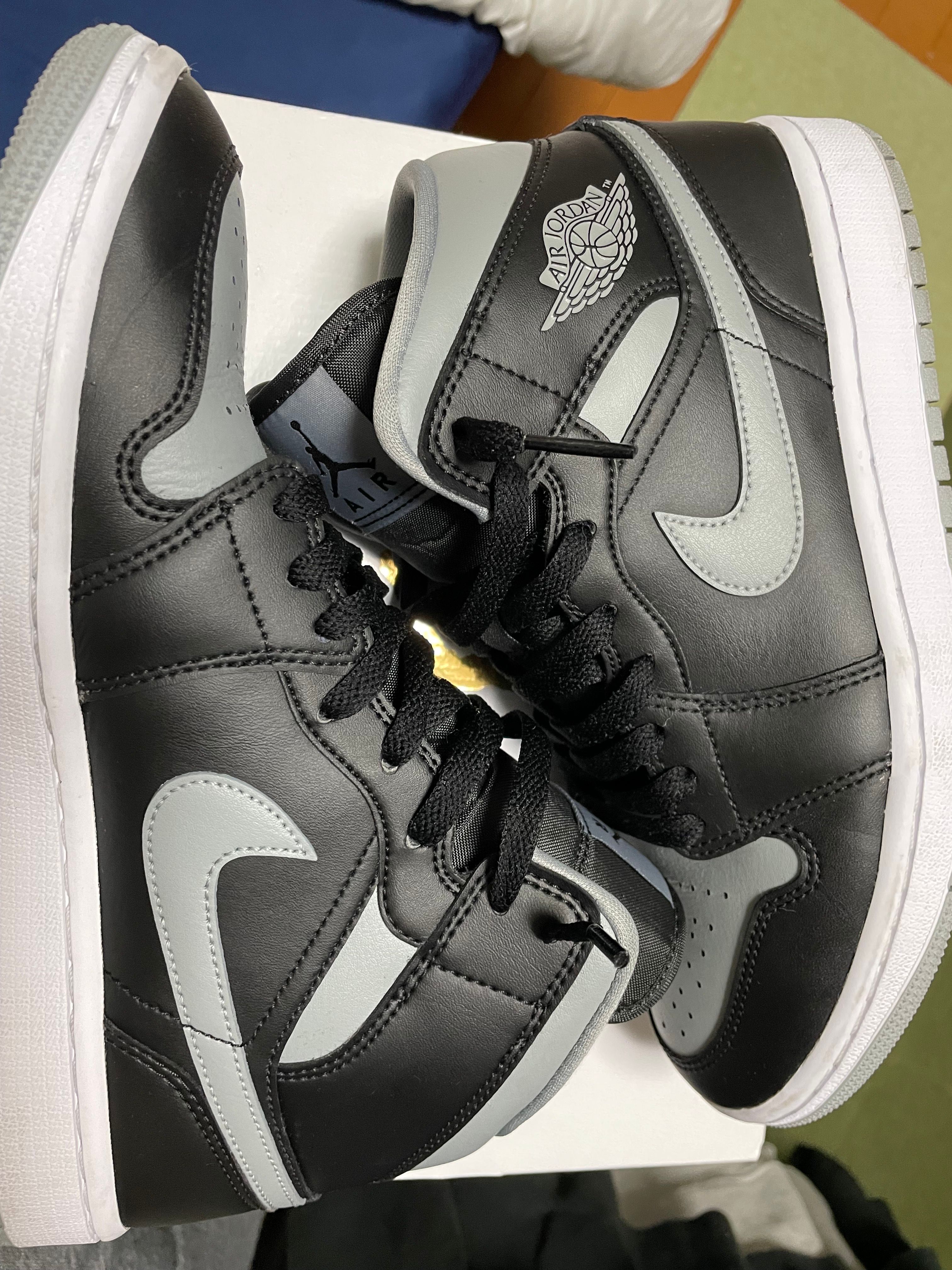 Nike Women's Air Jordan 1 Mid "Shadow"