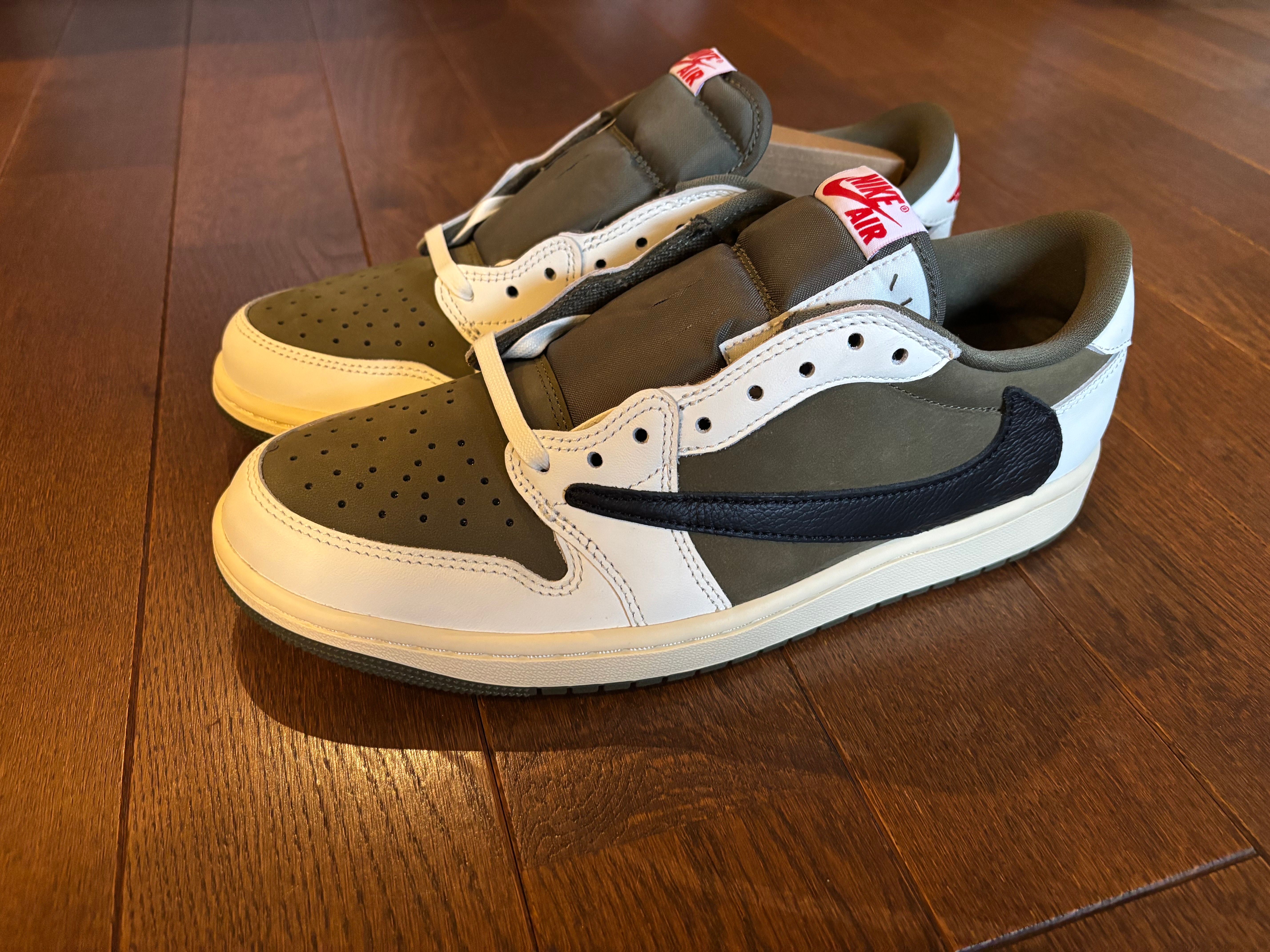 Travis Scott × Nike Air Jordan 1 Low OG SP "Reverse Olive"