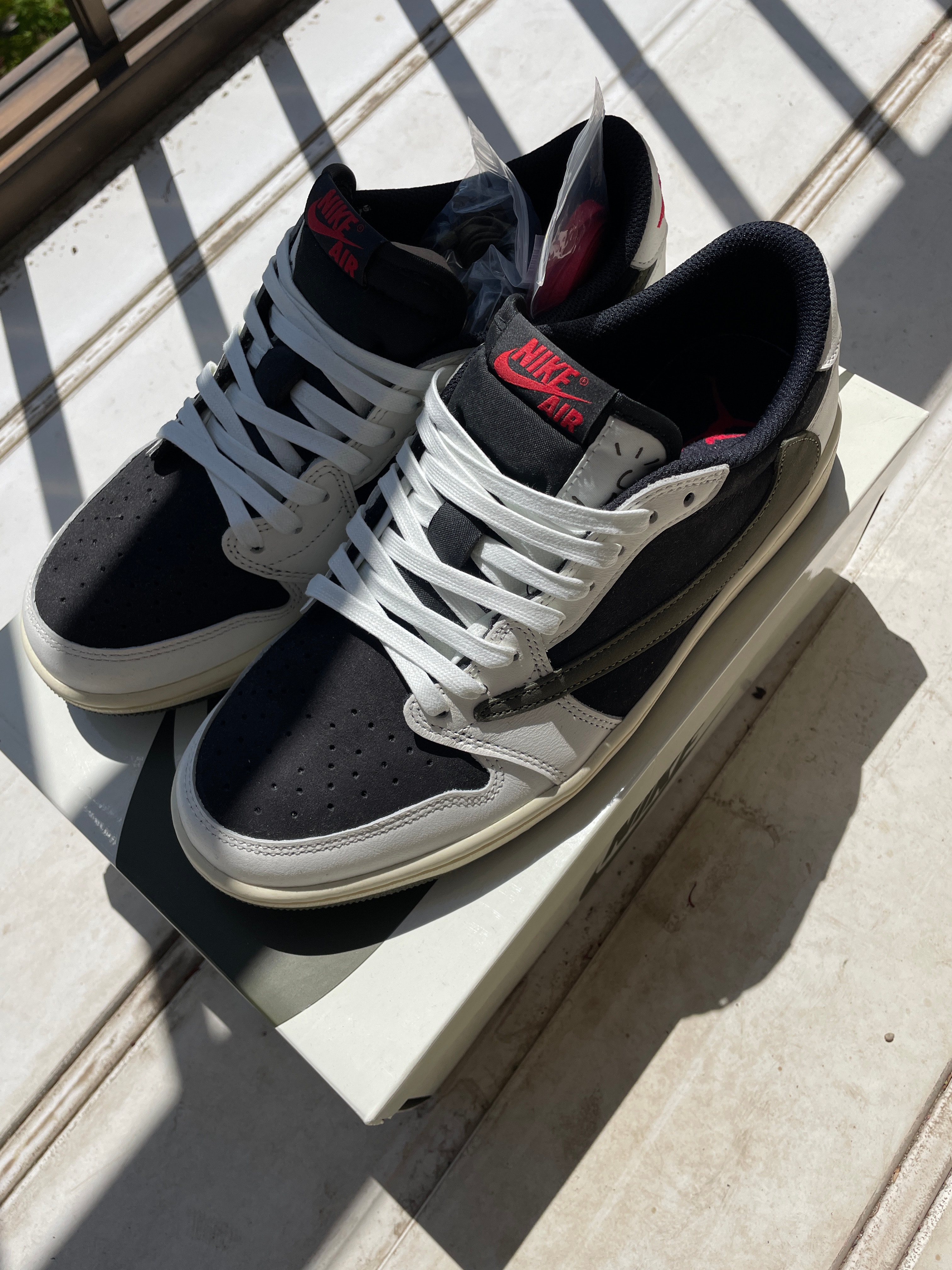 Travis Scott × Nike Women's Air Jordan 1 Low OG "Medium Olive"