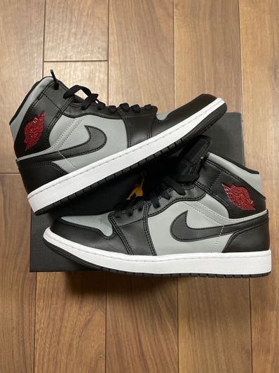 Nike Air Jordan 1 Mid "Shadow"
