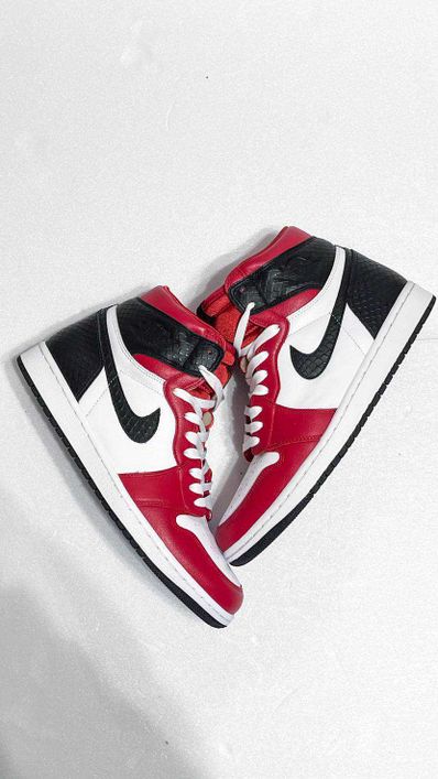Nike Women's Air Jordan 1 High OG "Satin Red"