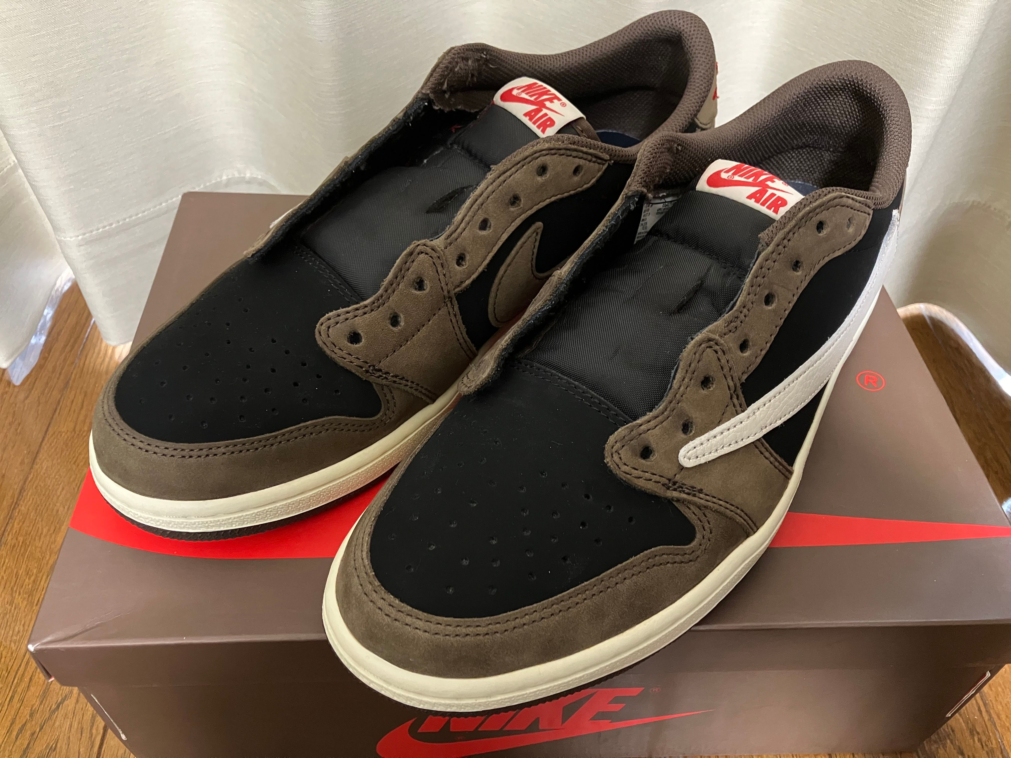 Travis Scott × Nike Air Jordan 1 Low OG SP-T "Black/Dark Mocha"