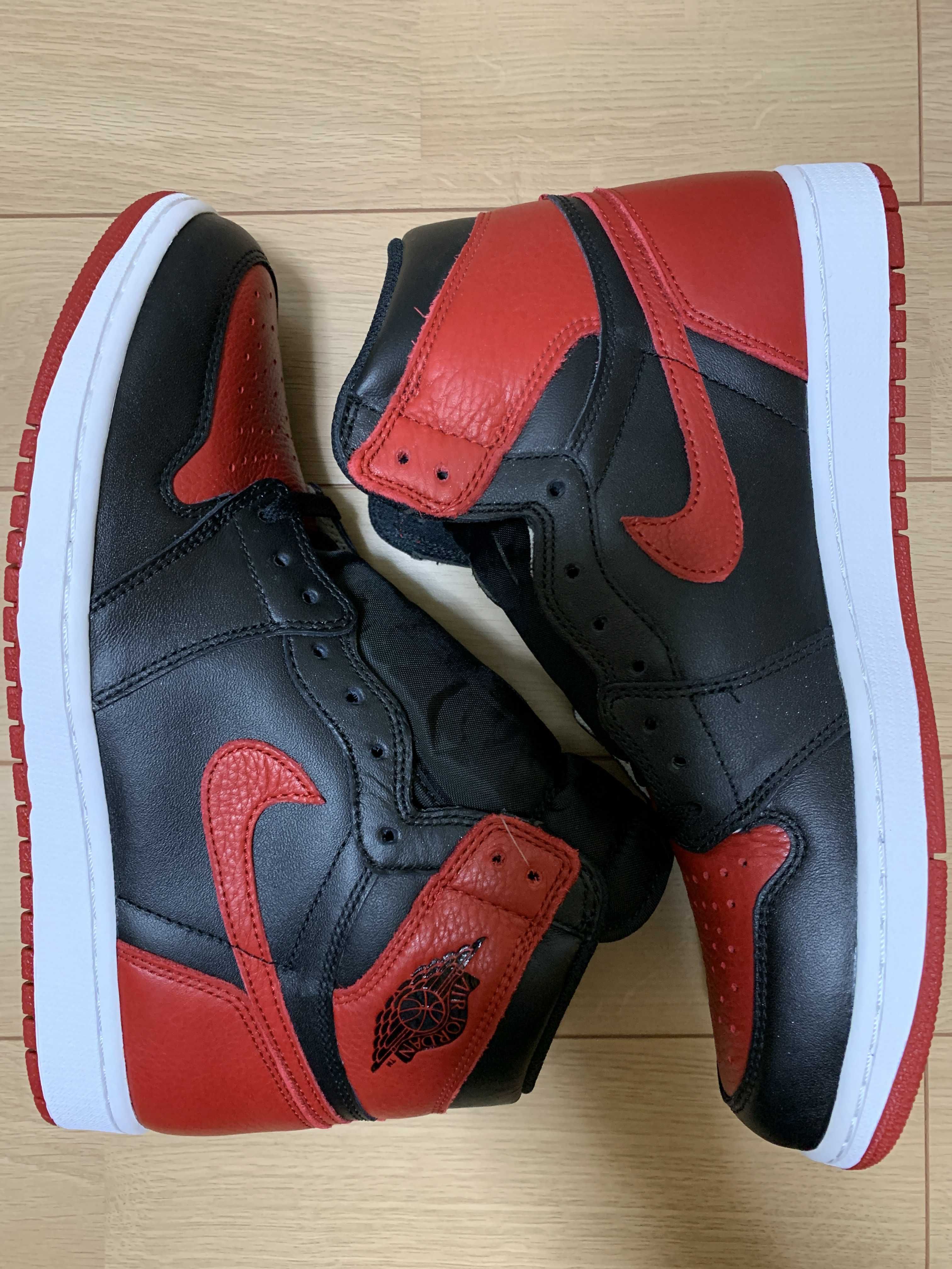 Nike Air Jordan 1 Retro High OG "Bred/Banned" (2016)