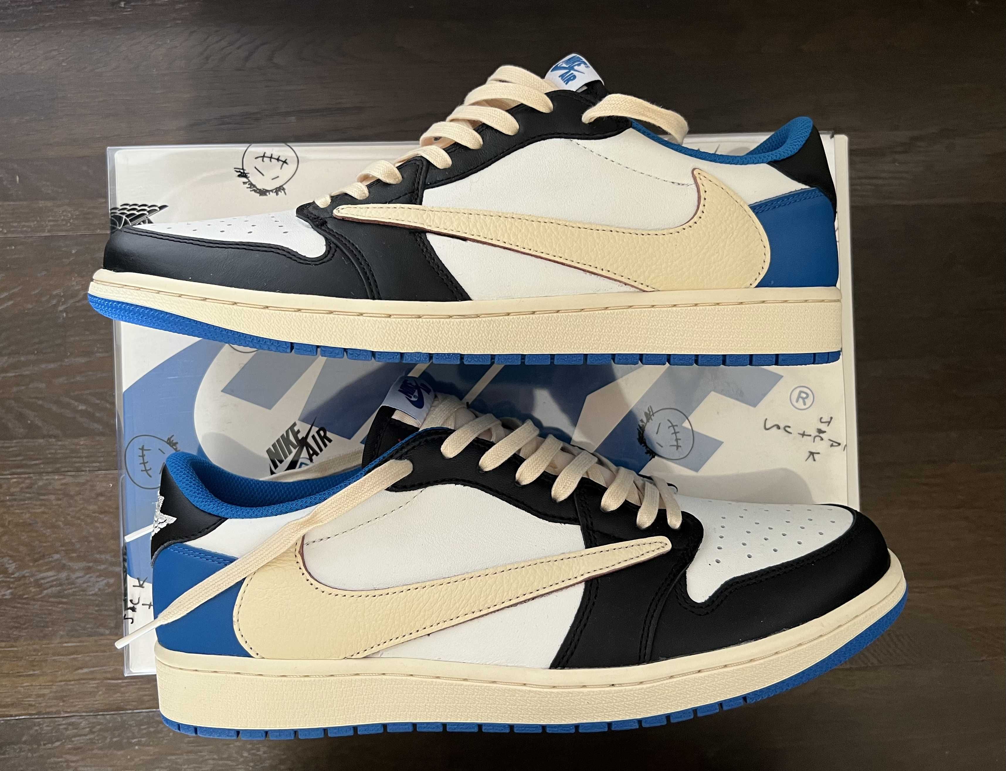 Travis Scott × fragment design × Nike Air Jordan 1 Low OG SP "Military Blue"