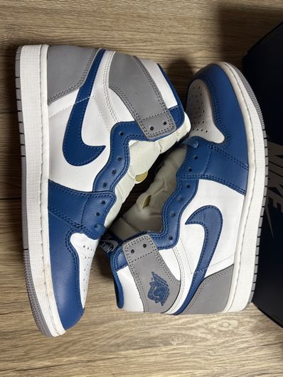 Nike Air Jordan 1 High OG "True Blue"