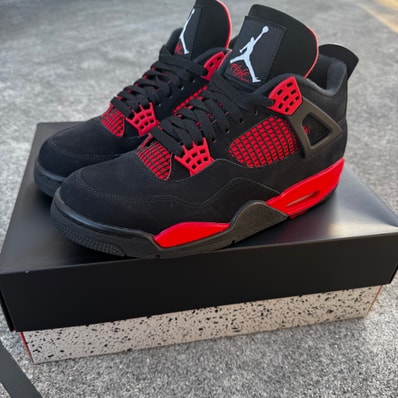 Nike Air Jordan 4 "Red Thunder/Crimson"