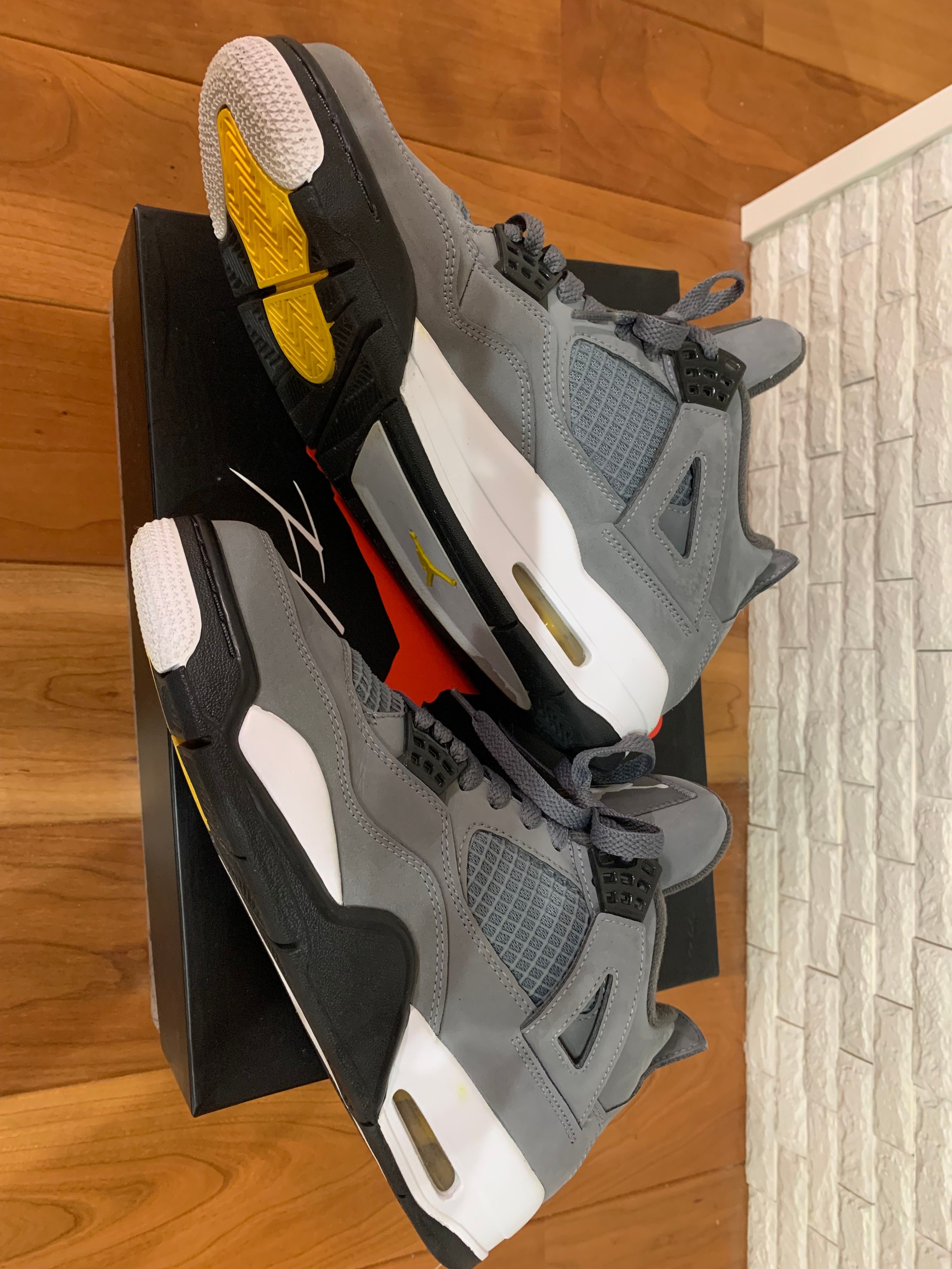 Nike Air Jordan 4 "Cool Grey"