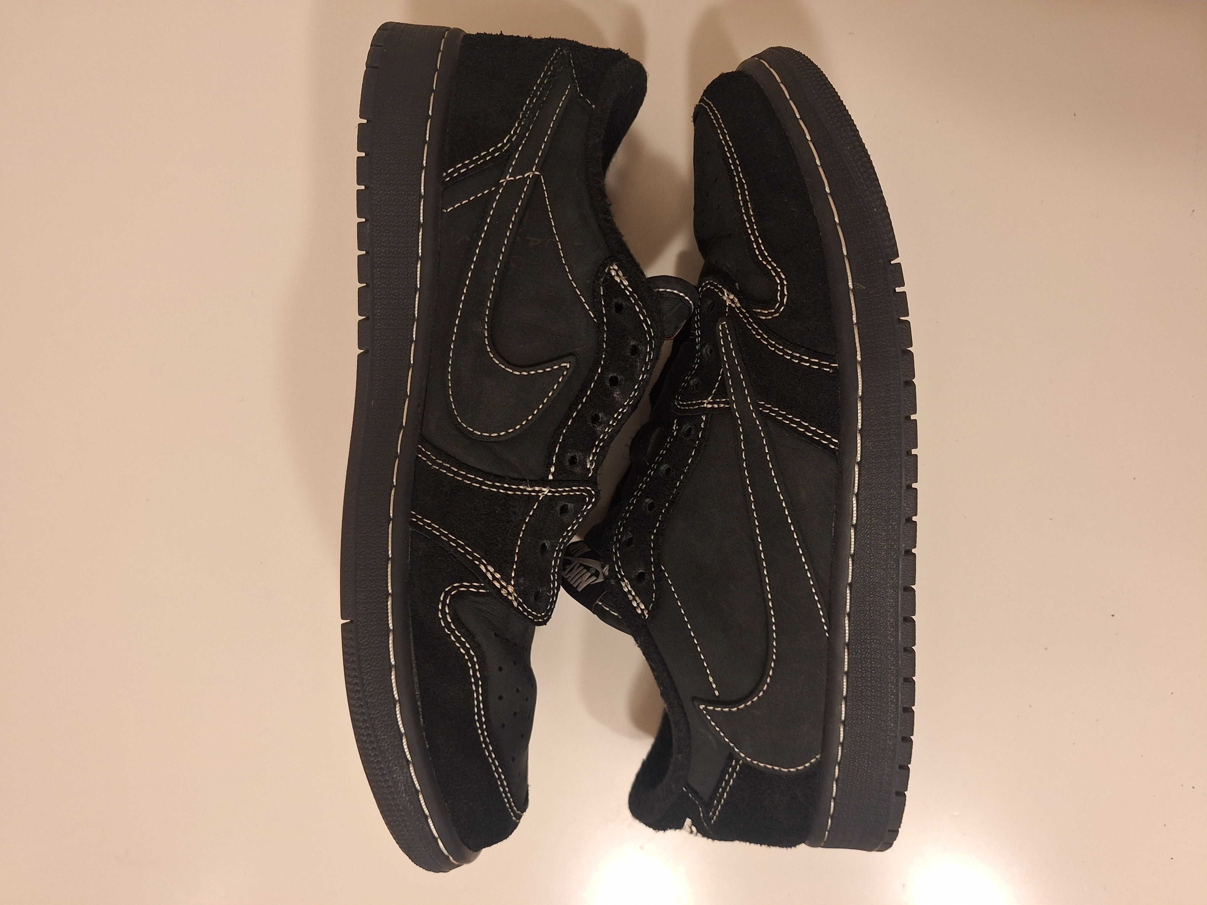 Travis Scott × Nike Air Jordan 1 Low OG SP "Black Phantom"