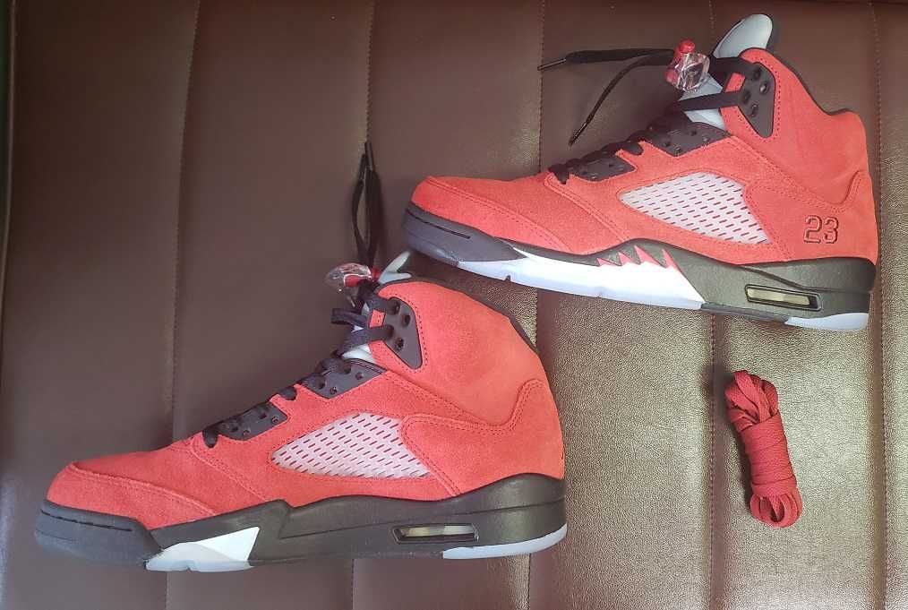 Nike Air Jordan 5 "Toro Bravo"