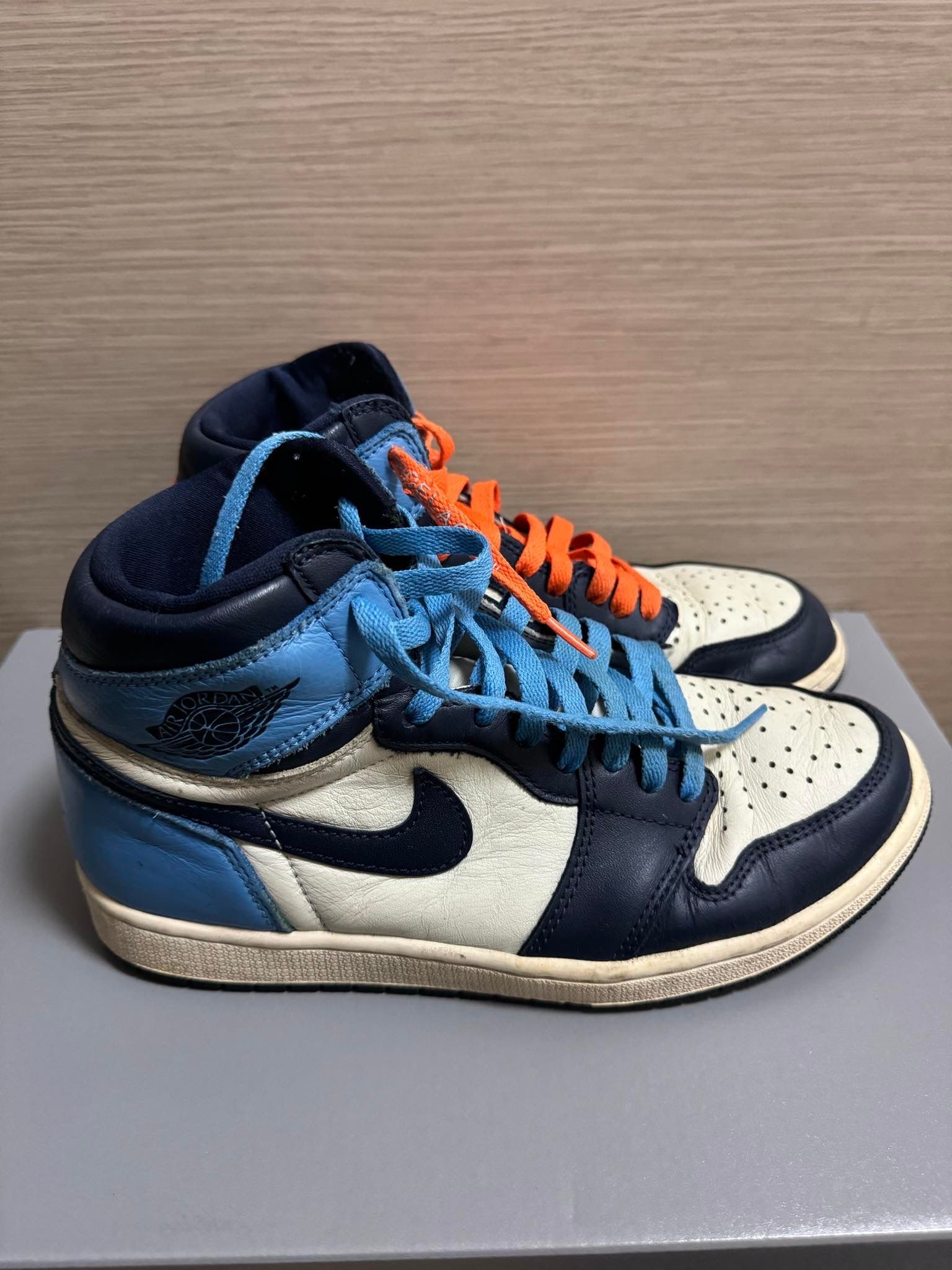 Nike Air Jordan 1 Retro High OG "Obsidian/University Blue"