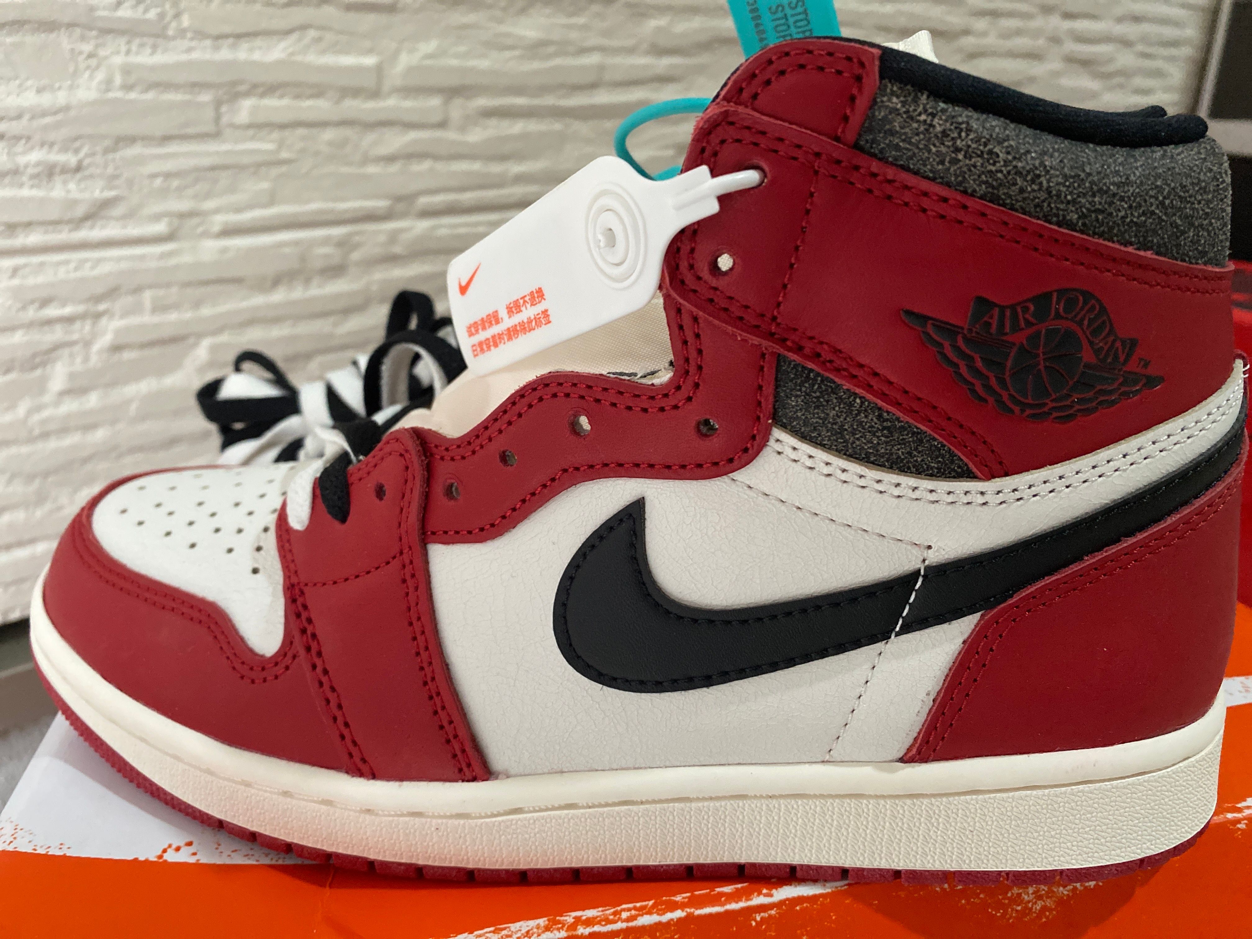 Nike Air Jordan 1 High OG "Lost & Found/Chicago"